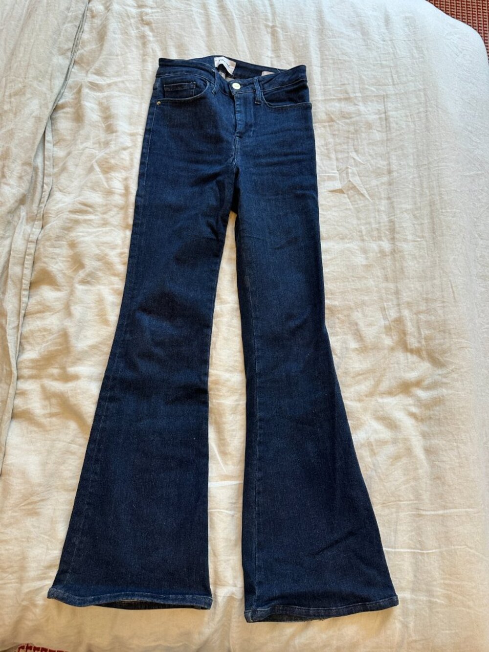FRAME Bootcut Jeans
